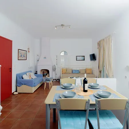 Callisto Houses Holiday home