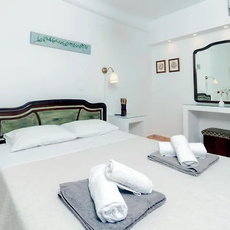 Callisto Houses * Marpissa